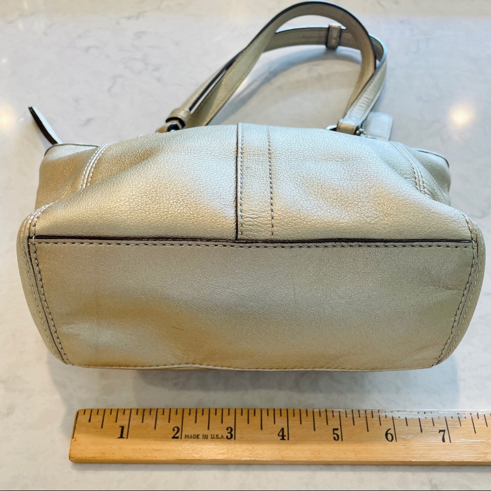 Authentic COACH metallic evening bag - Picture 3 of 6